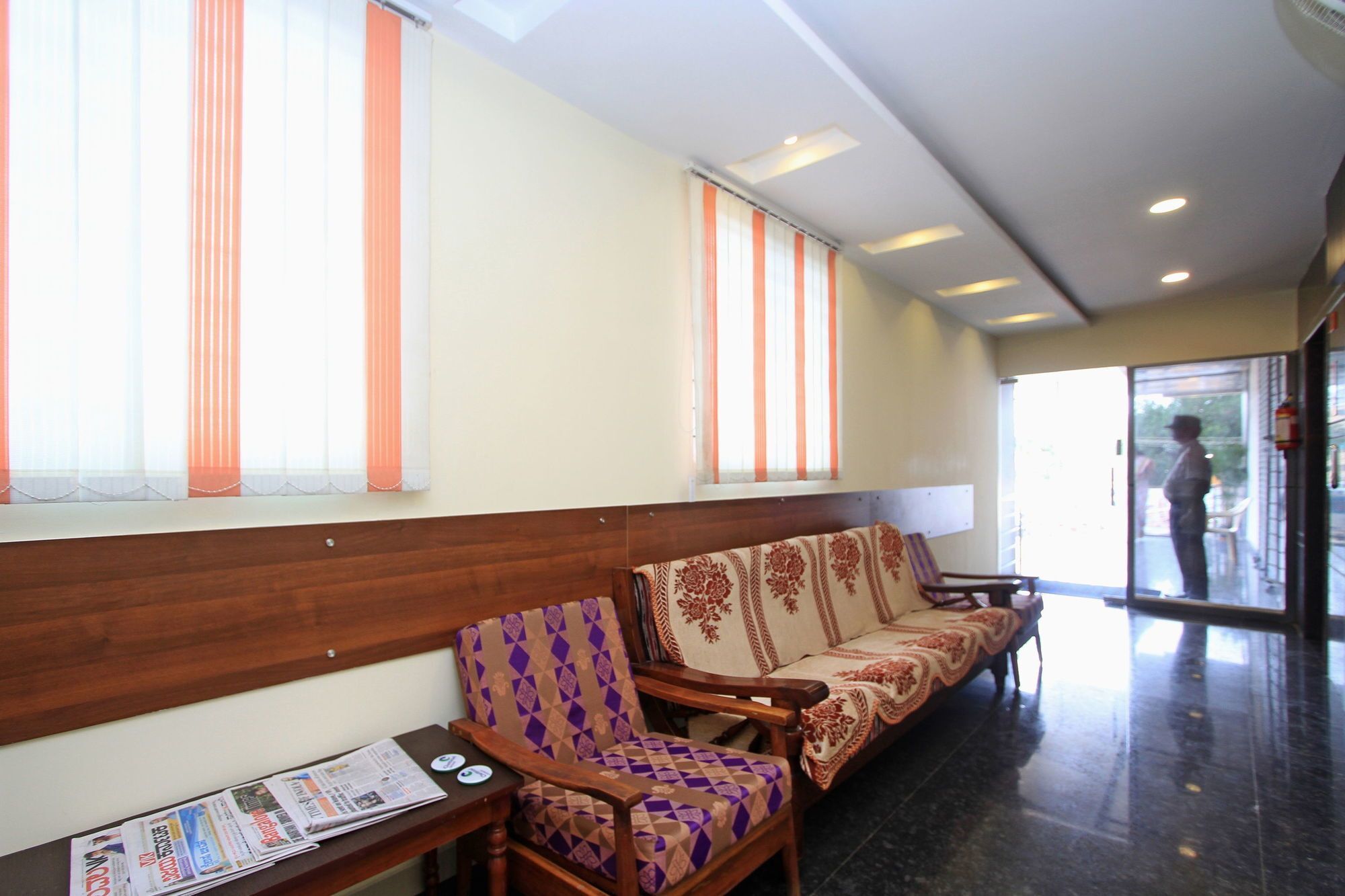 Oyo 4733 Champion Residency Hotel Bangalore Exterior photo