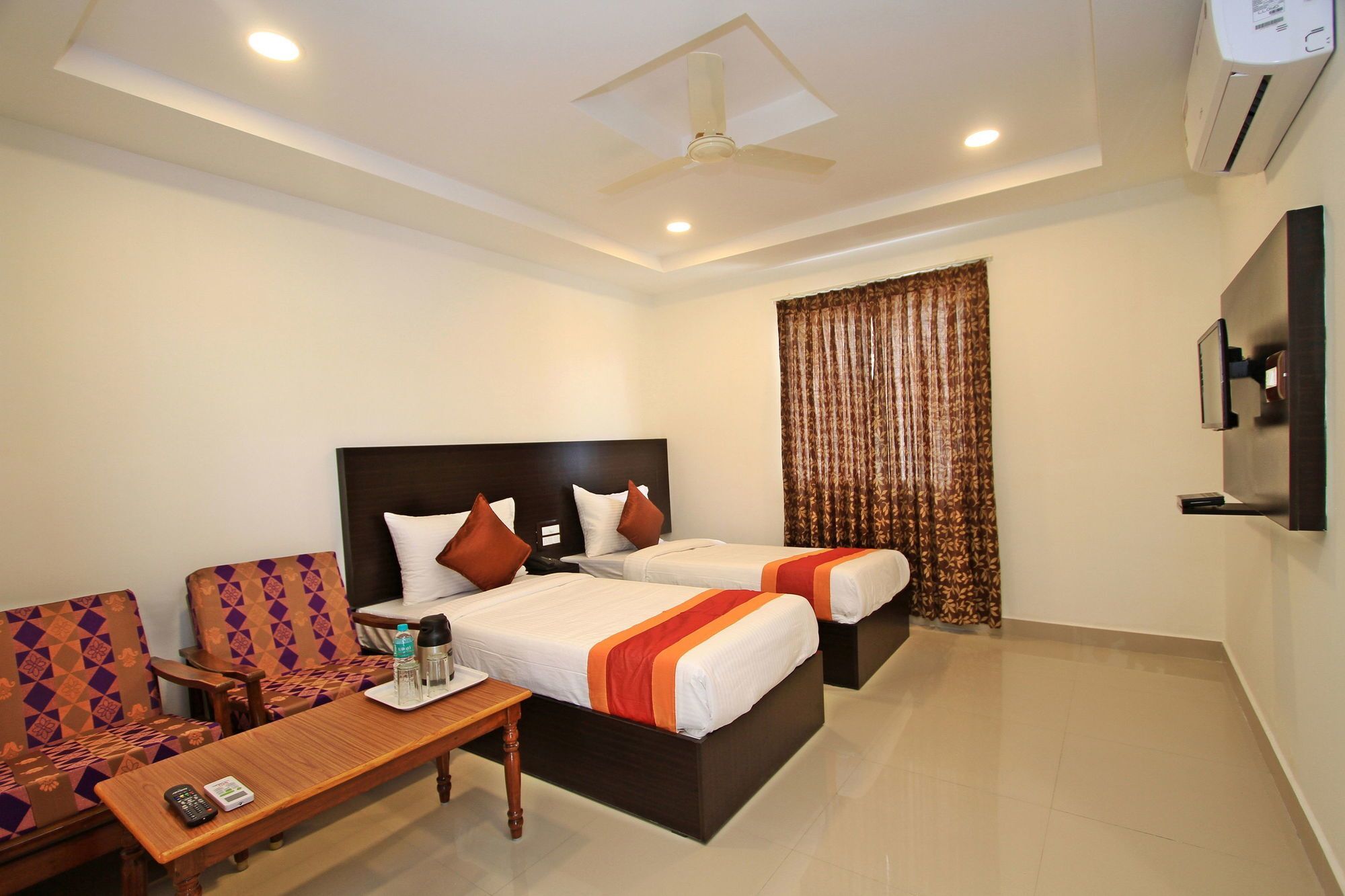 Oyo 4733 Champion Residency Hotel Bangalore Exterior photo